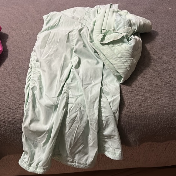 Lululemon Dance Studio Pants Size 6 - Picture 2 of 4